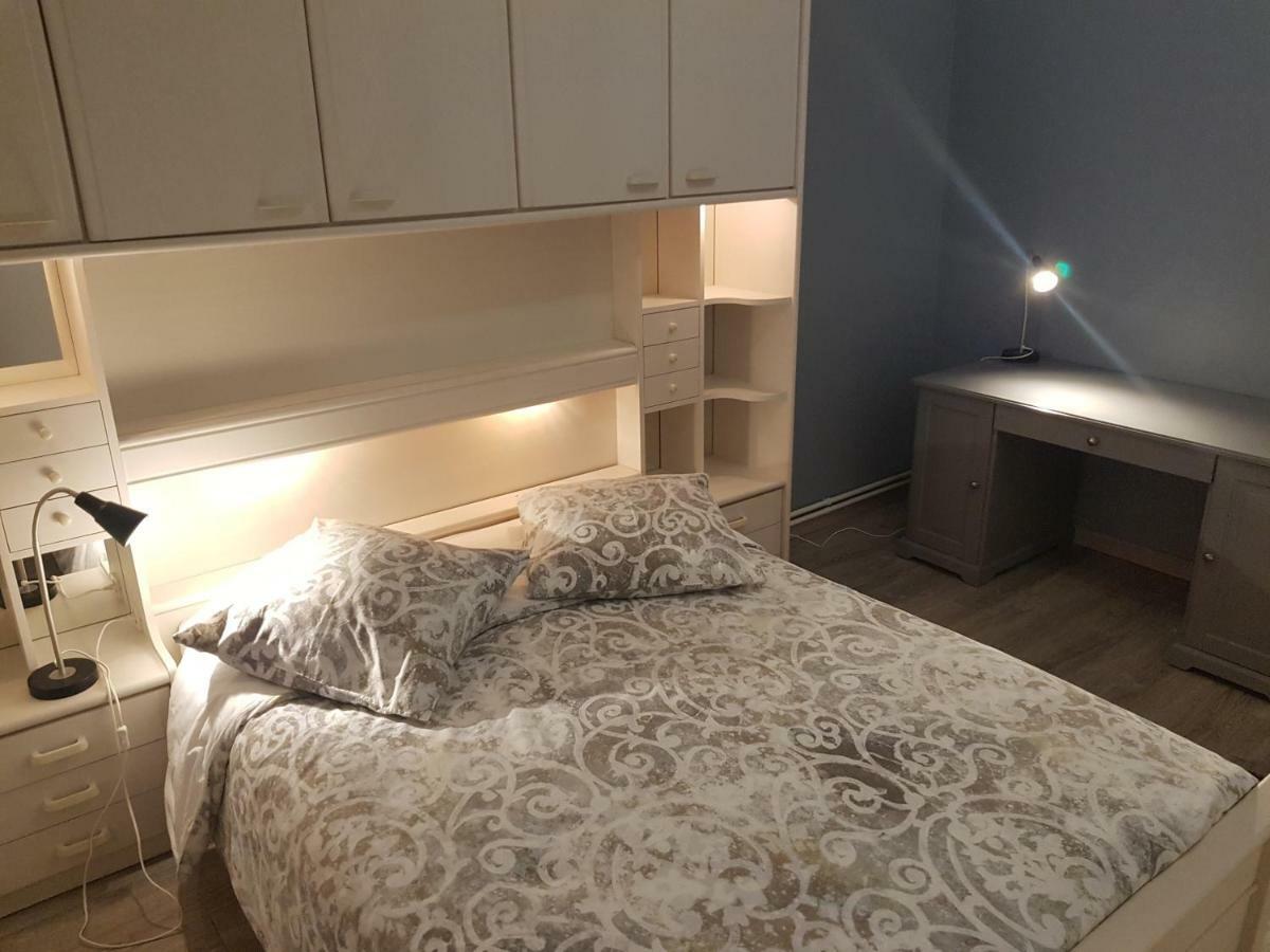 Bedinreims "Burgundy Bottle" 110M2 Exceptional, 4 Chambres Doubles, 2 Bain, Free Park & Wifi, Tout Equipe Dış mekan fotoğraf